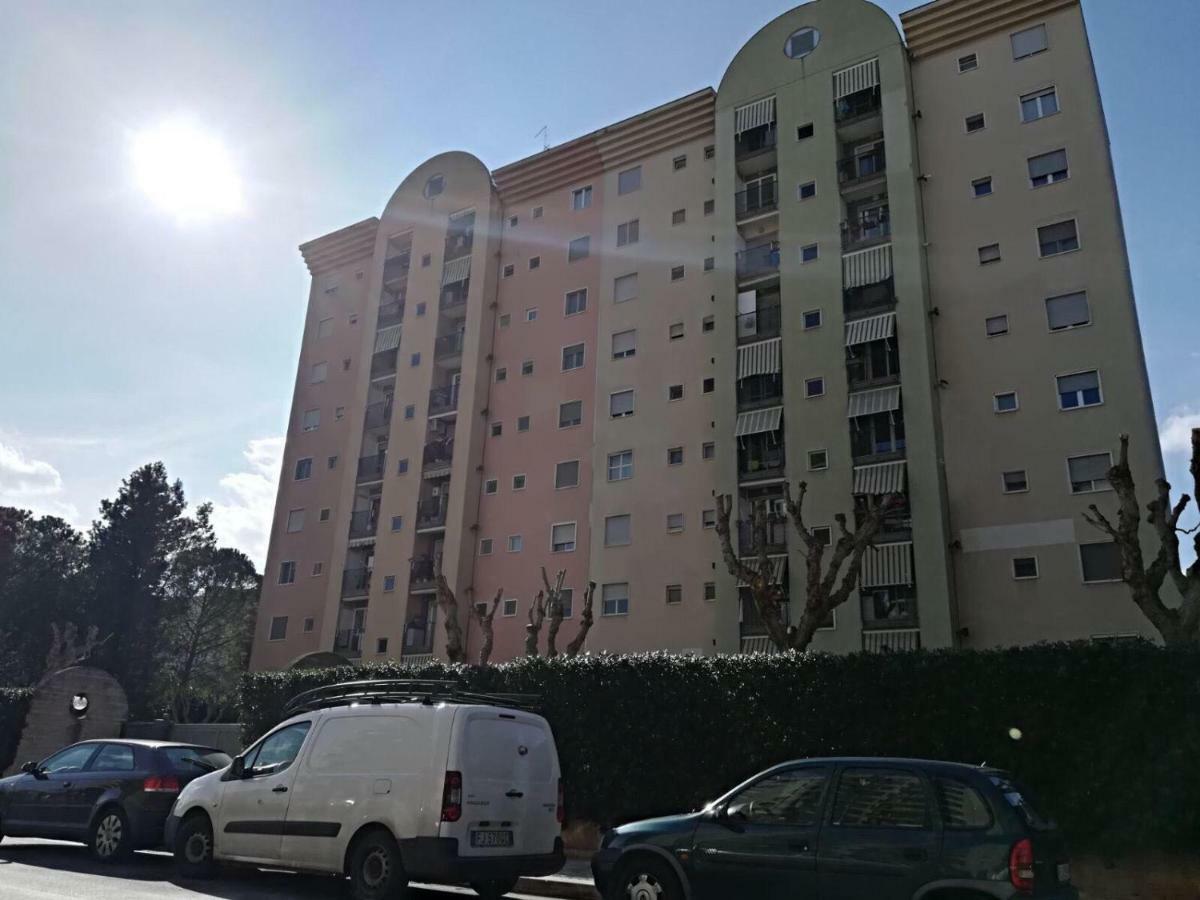 Casa Calda Apartment Loseto Luaran gambar